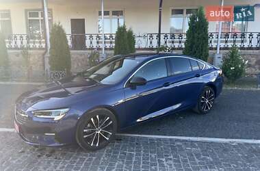 Лифтбек Opel Insignia 2020 в 