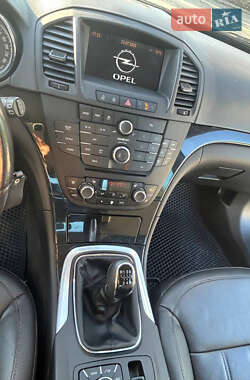 Лифтбек Opel Insignia 2011 в 