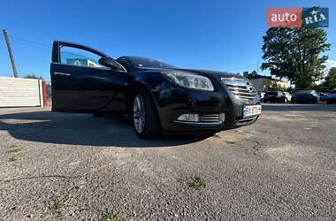 Лифтбек Opel Insignia 2011 в 