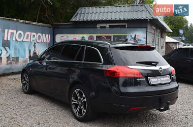 Универсал Opel Insignia 2013 в 