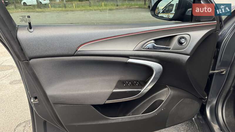 Универсал Opel Insignia 2012 в Киеве