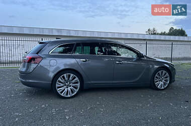 Универсал Opel Insignia 2016 в 