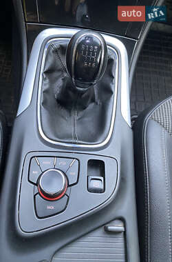 Универсал Opel Insignia 2010 в 