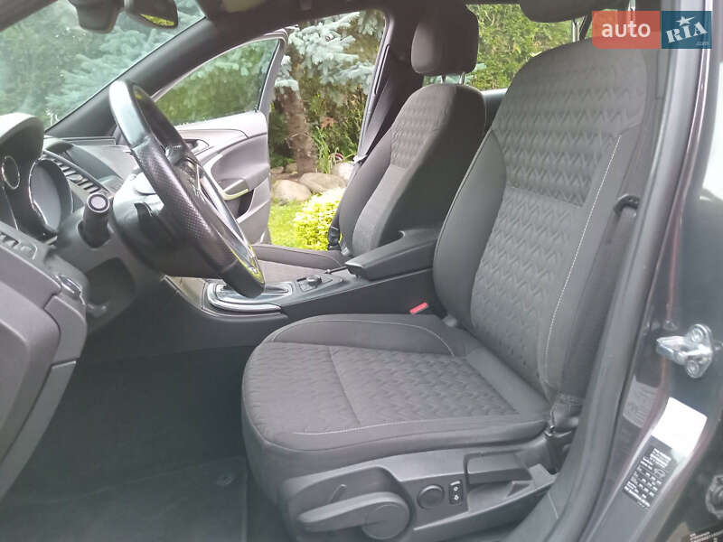 Універсал Opel Insignia 2013 в Львові
