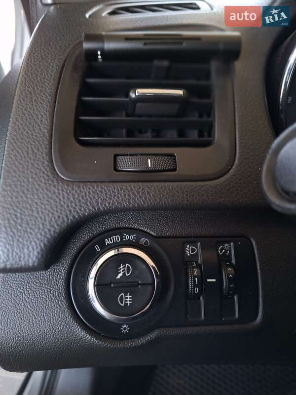 Седан Opel Insignia 2009 в Николаеве