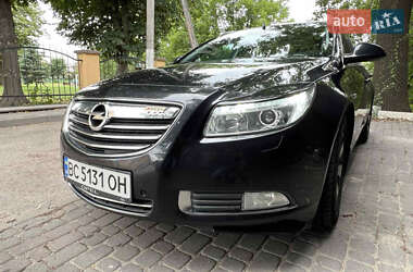 Універсал Opel Insignia 2011 в 