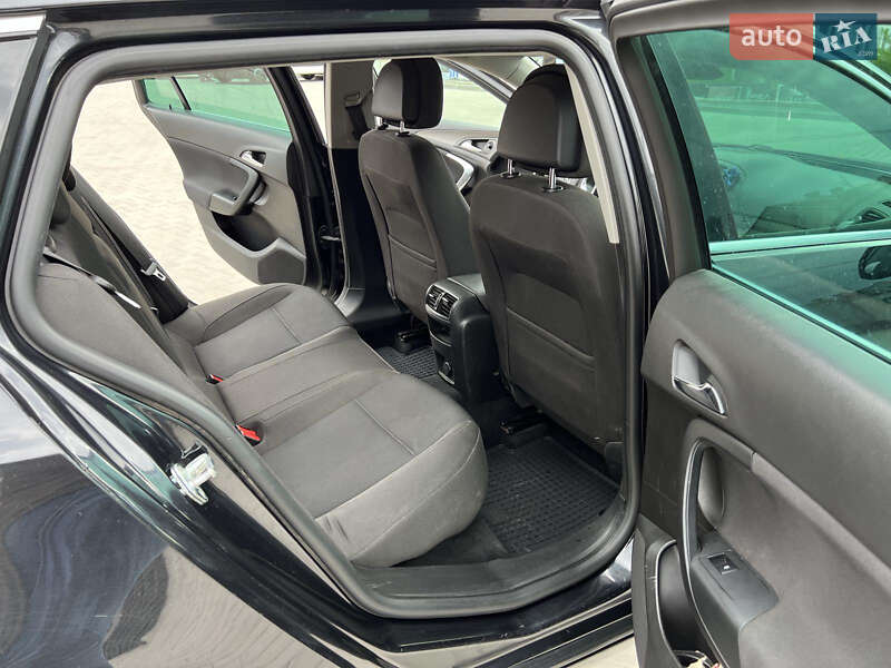 Универсал Opel Insignia 2011 в Львове