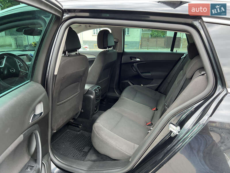 Универсал Opel Insignia 2011 в Львове