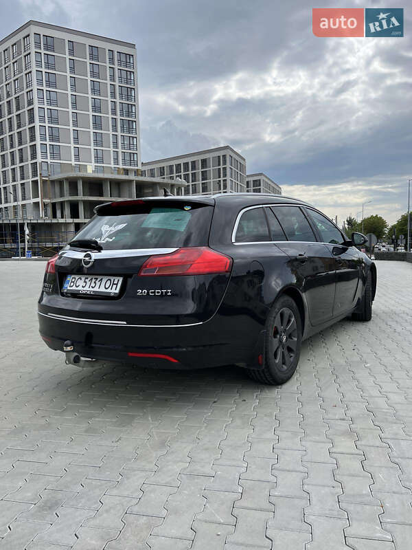 Универсал Opel Insignia 2011 в Львове