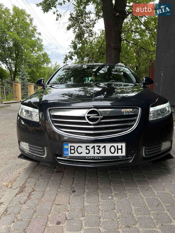 Универсал Opel Insignia 2011 в Львове