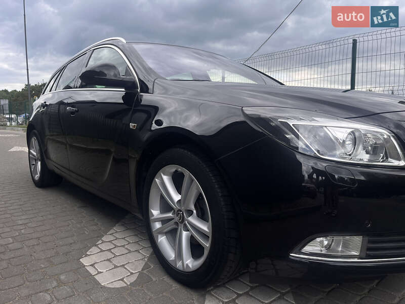Универсал Opel Insignia 2011 в Львове