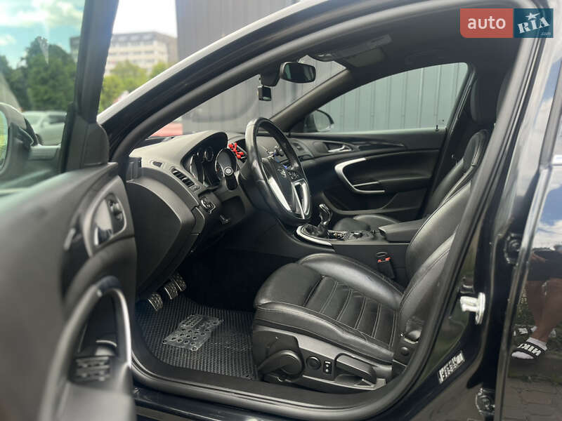 Универсал Opel Insignia 2011 в Львове