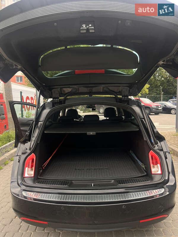 Универсал Opel Insignia 2011 в Львове