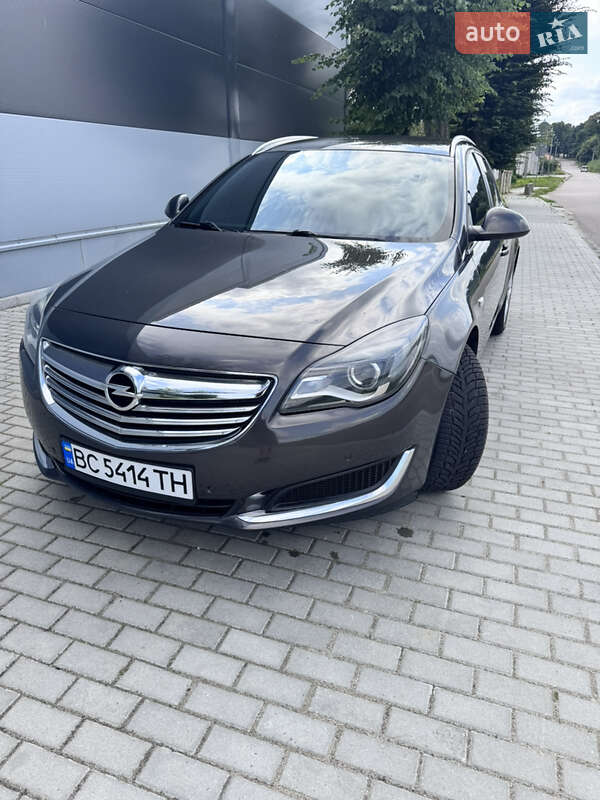 Універсал Opel Insignia 2015 в Львові