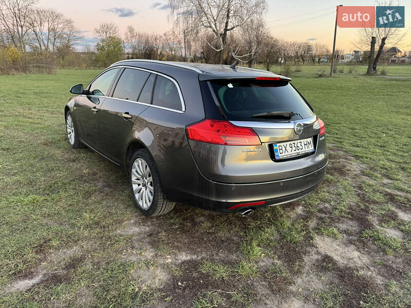 Универсал Opel Insignia 2010 в Хмельницком