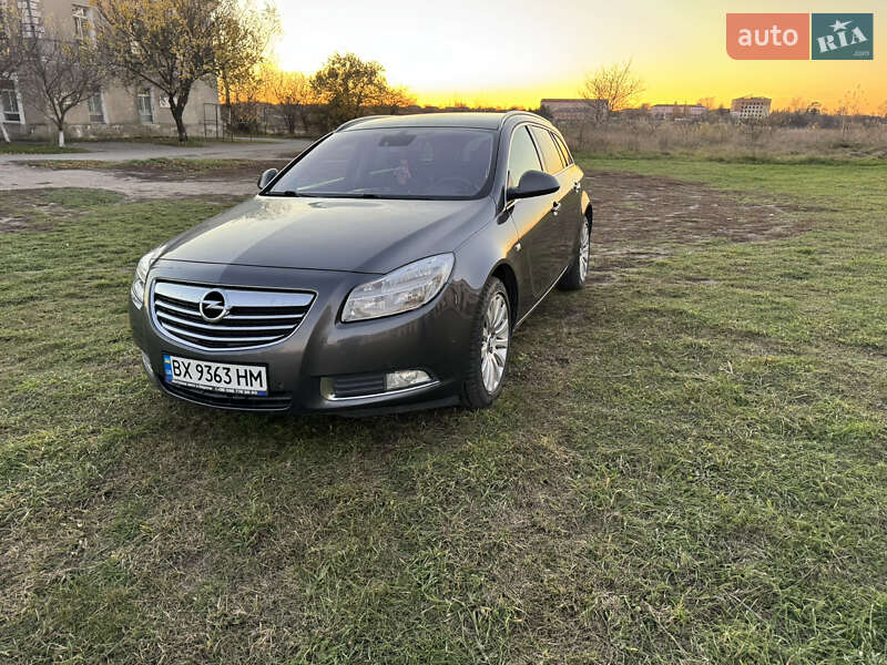 Универсал Opel Insignia 2010 в Хмельницком