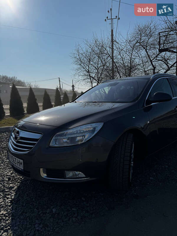 Универсал Opel Insignia 2010 в Хмельницком
