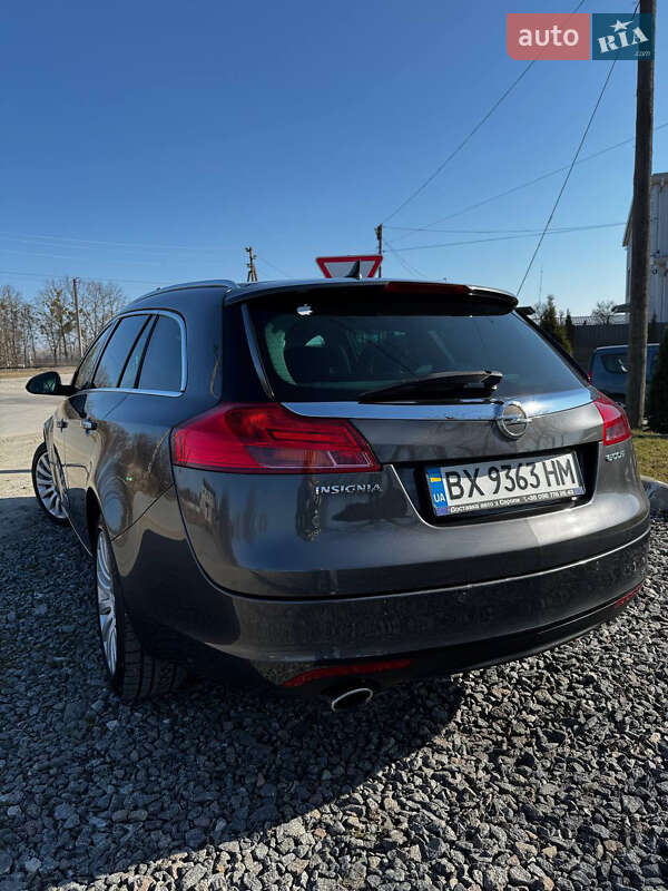 Универсал Opel Insignia 2010 в Хмельницком