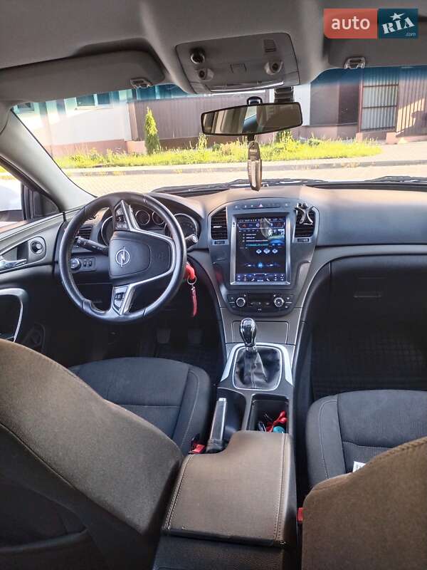 Лифтбек Opel Insignia 2009 в Ромнах фото 3 Лифтбек Opel Insignia 2009 в Ромнах