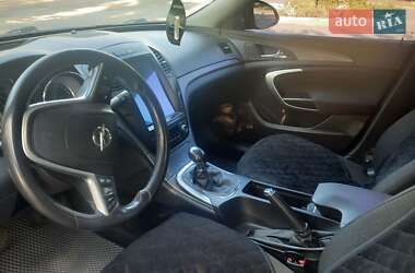Универсал Opel Insignia 2011 в Южноукраинске