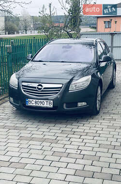 Універсал Opel Insignia 2010 в Львові