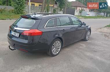 Універсал Opel Insignia 2012 в Прилуках
