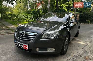 Універсал Opel Insignia 2010 в Києві