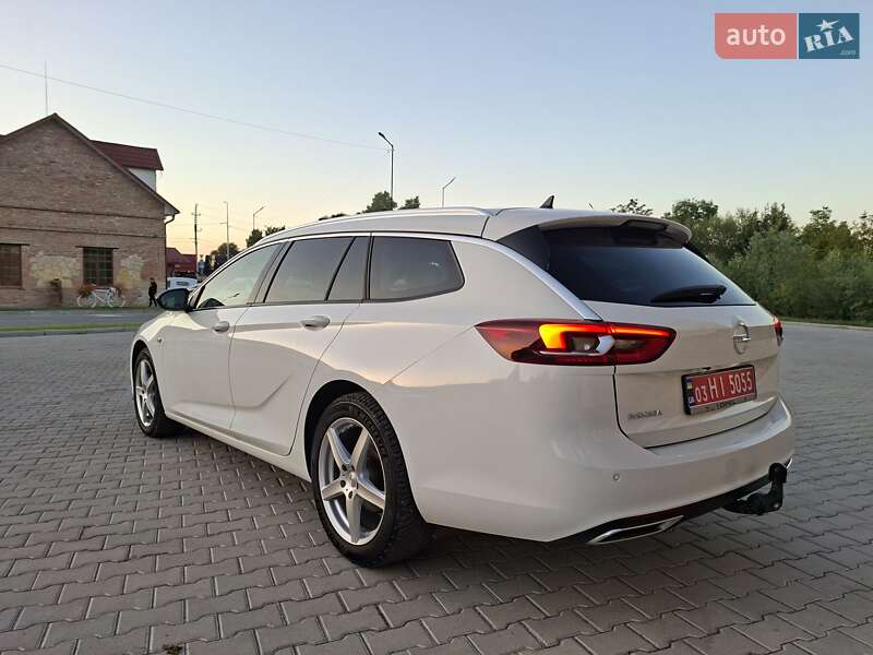 Універсал Opel Insignia 2021 в Тернополі