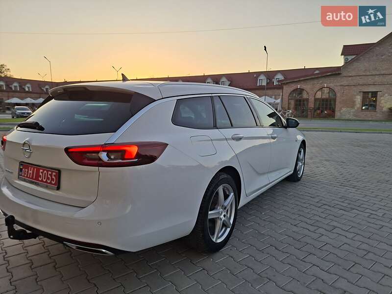 Універсал Opel Insignia 2021 в Тернополі