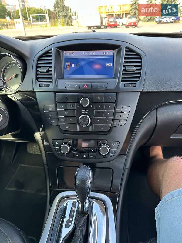 Седан Opel Insignia 2012 в Киеве фото 11 Седан Opel Insignia 2012 в Киеве