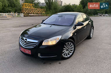 Седан Opel Insignia 2011 в Львове