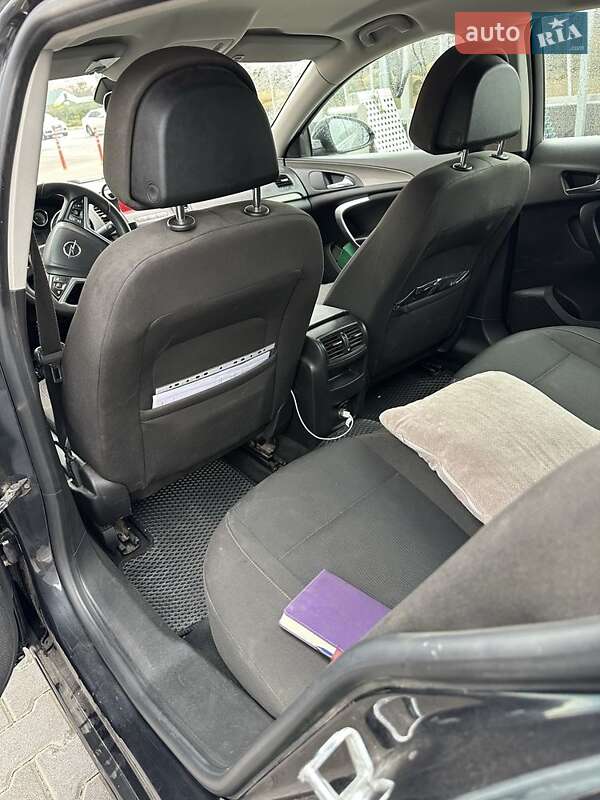 Універсал Opel Insignia 2010 в Софіївській Борщагівці фото 11 Універсал Opel Insignia 2010 в Софіївській Борщагівці