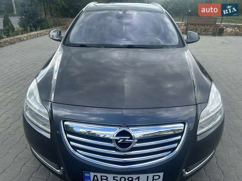 Універсал Opel Insignia 2011 в Могилів-Подільському