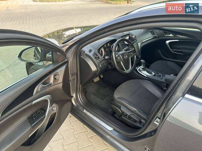 Універсал Opel Insignia 2011 в Могилів-Подільському