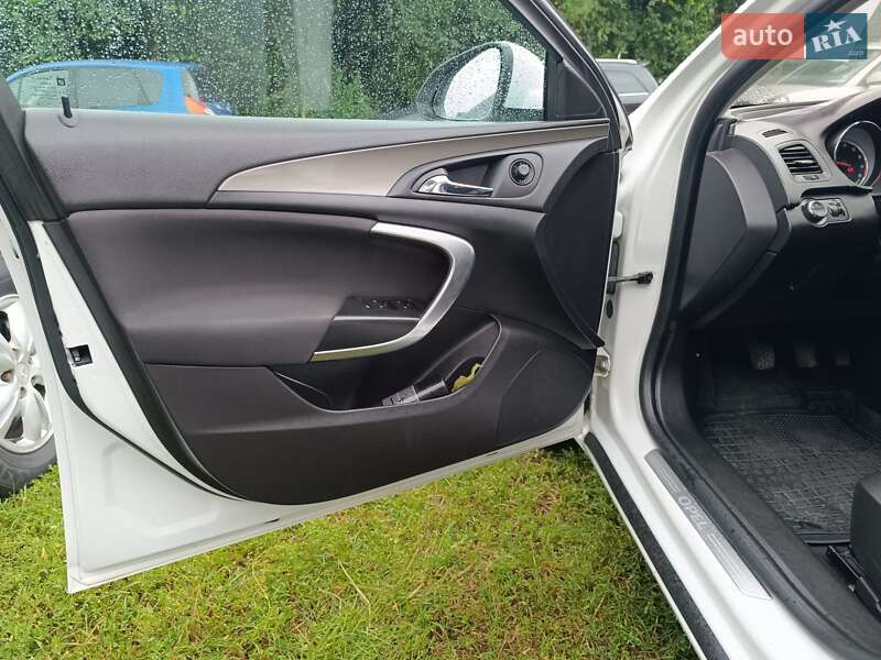 Лифтбек Opel Insignia 2013 в Луцке