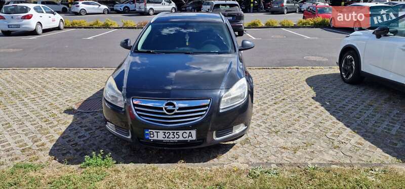 Opel Insignia 2011