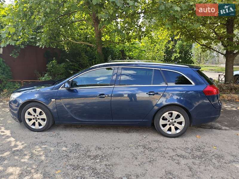 Opel Insignia 2011