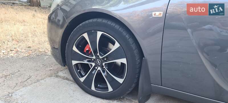 Седан Opel Insignia 2009 в Миколаєві