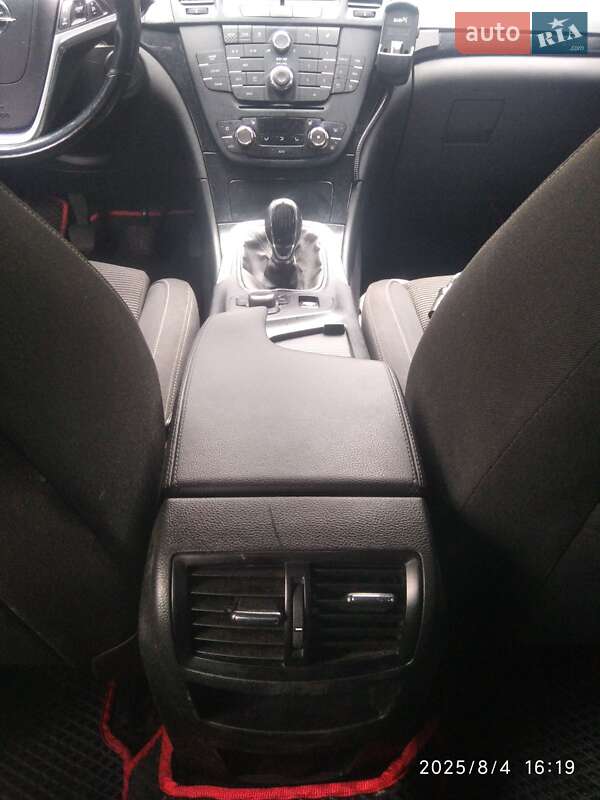 Универсал Opel Insignia 2013 в Калуше