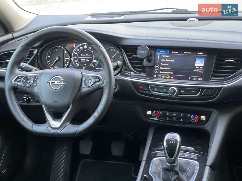 Универсал Opel Insignia 2018 в Ивано-Франковске