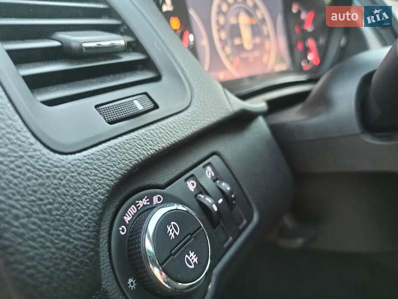 Универсал Opel Insignia 2015 в Белой Церкви фото 51 Универсал Opel Insignia 2015 в Белой Церкви