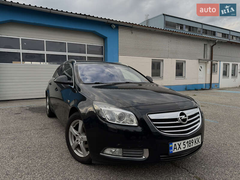 Opel Insignia 2011