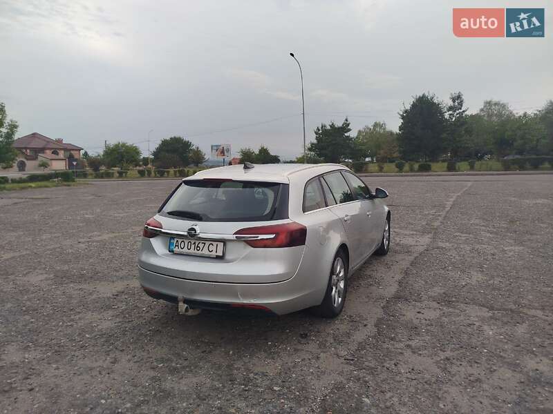 Универсал Opel Insignia 2016 в Ужгороде