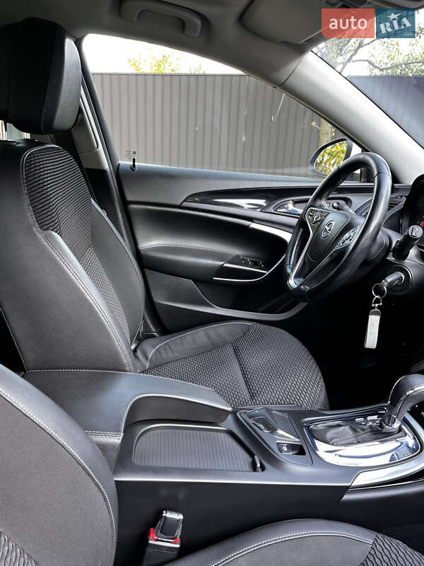 Универсал Opel Insignia 2014 в Черновцах