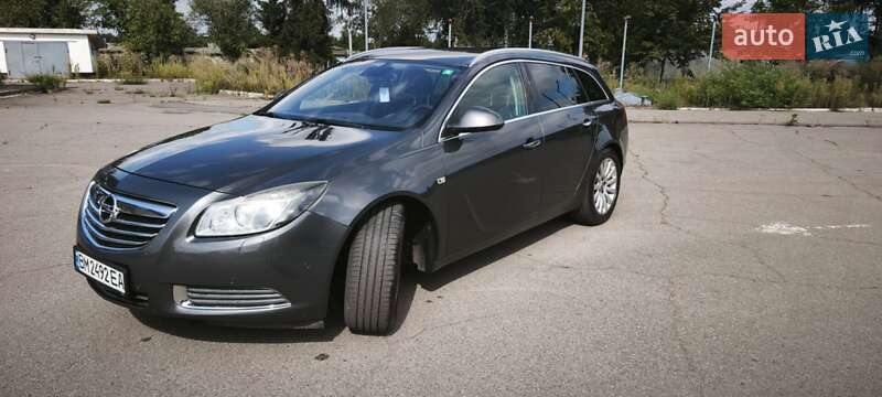 Универсал Opel Insignia 2011 в 
