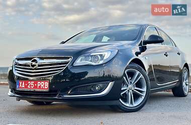Седан Opel Insignia 2014 в Бурштині