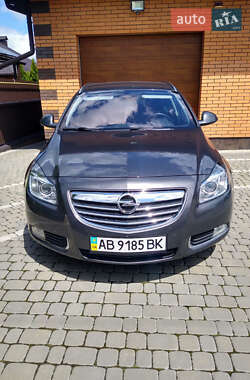 Універсал Opel Insignia 2010 в Вінниці