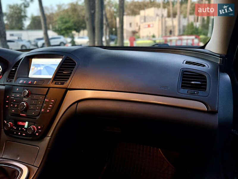 Универсал Opel Insignia 2010 в Харькове