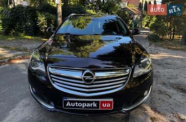 Универсал Opel Insignia 2014 в 