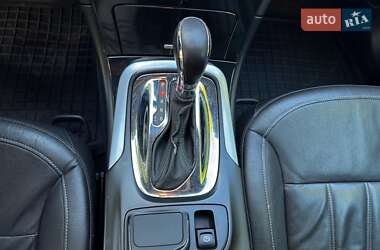 Универсал Opel Insignia 2014 в 